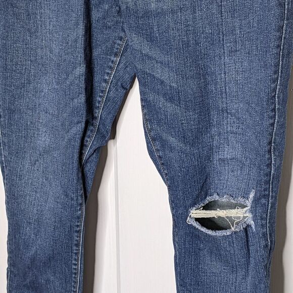 BDG Ripped Knee High Rise Stretch Skinny Blue Jeans size 32 - Picture 3 of 8